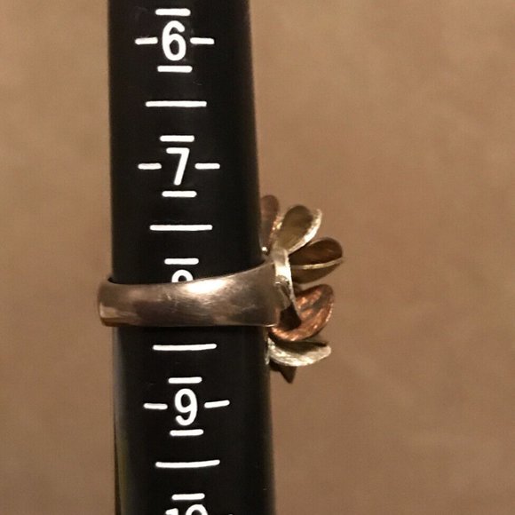 Silpada Sterling Silver Ring - Picture 5 of 6